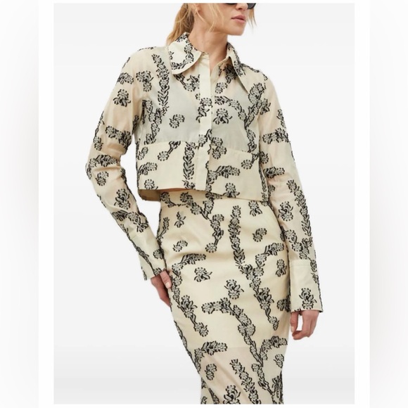 Day Birger et Mikkelsen white Floral Print Long Sleeve cropped blouse NWT - Picture 2 of 8